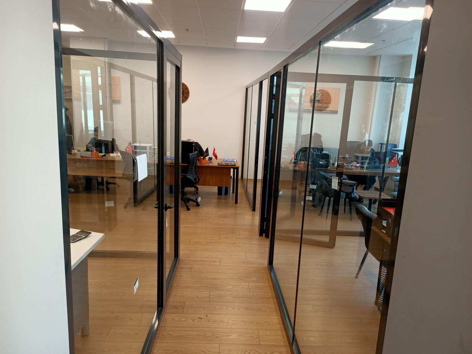 Ofis Cam Bölme Sistemi Proje 3